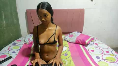 Snapshot of nikoll_lan chatting on May 3, 2026, 4:24 pm nikoll_lan online show from May 3, 2026, 4:24 pm