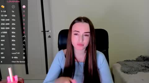      online show from October 17, 2025, 4:04 am