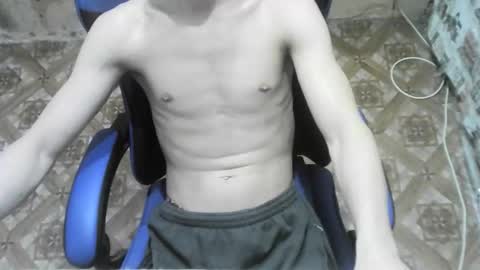 Snapshot of nikolos22 chatting on November 18, 2025, 6:34 pm nikolos22 online show from November 18, 2025, 6:34 pm