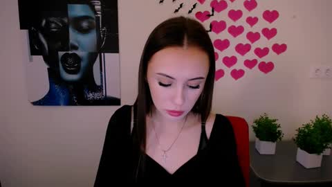 nikonara_ online show from January 15, 2025, 2:13 pm