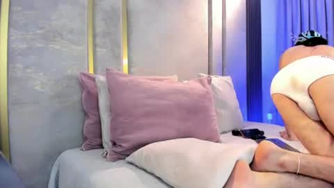 Niko Stone online show from July 28, 2026, 5:25 am