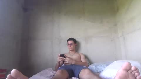 Snapshot of nikotwinktop chatting on July 18, 2026, 9:07 pm Niko online show from July 18, 2026, 9:07 pm