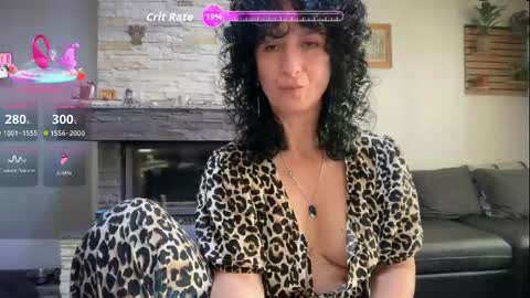 nikol online show from May 5, 2026, 3:58 am