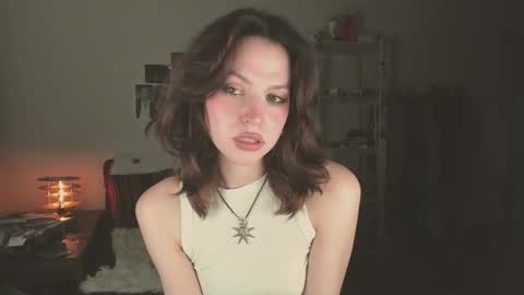 Snapshot of niky_jess chatting on May 14, 2026, 6:37 pm Veronica online show from May 14, 2026, 6:37 pm
