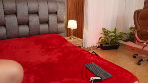Snapshot of niky_nicole chatting on June 29, 2026, 7:03 pm Niky online show from June 29, 2026, 7:03 pm