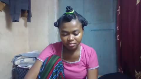 Snapshot of nilahmarie chatting on April 14, 2026, 7:47 am nilah online show from April 14, 2026, 7:47 am