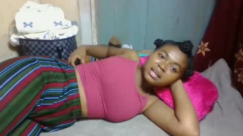 Snapshot of nilahmarie chatting on April 15, 2026, 7:58 pm nilah online show from April 15, 2026, 7:58 pm