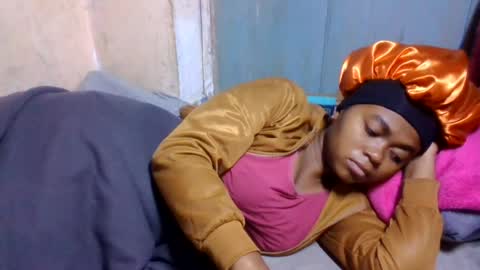 nilah online show from July 14, 2026, 2:38 am