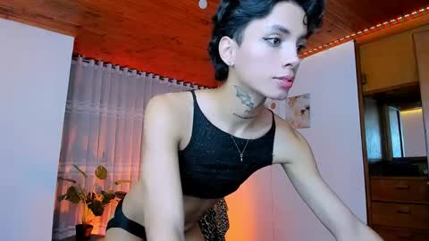 Snapshot of nilam217 chatting on May 17, 2026, 10:39 pm Nilam online show from May 17, 2026, 10:39 pm