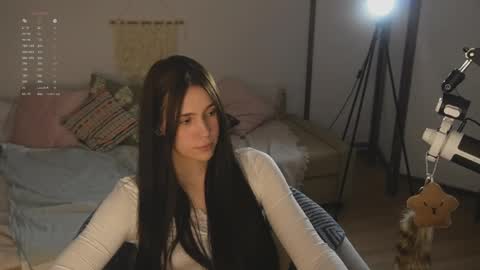 Snapshot of nimfaheart chatting on May 7, 2026, 6:57 pm Jennet online show from May 7, 2026, 6:57 pm