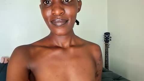 nina_bambi online show from December 19, 2025, 5:03 am