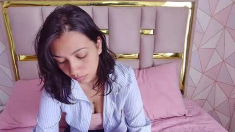 Nina Carther online show from July 2, 2026, 3:07 pm
