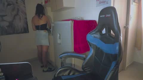 Nina Carther online show from July 15, 2026, 3:06 pm