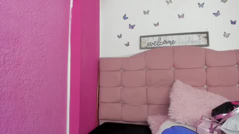 Snapshot of nina_cute06 chatting on December 31, 2024, 1:30 pm Nina online show from December 31, 2024, 1:30 pm