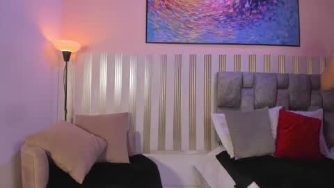 nina_glow_ online show from February 25, 2026, 11:42 am