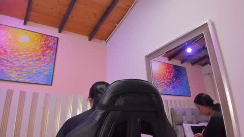 nina_glow_ online show from April 9, 2026, 11:15 am