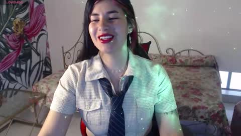 Nina online show from October 26, 2025, 12:55 pm