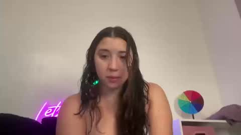 nina_lovez online show from October 10, 2025, 1:54 pm