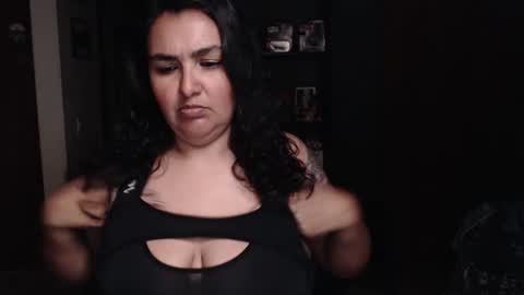 Nina Moon online show from June 16, 2026, 1:52 am