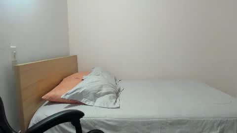  Nina  online show from June 4, 2026, 10:38 pm