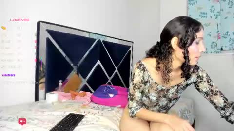 nina_vergara online show from July 14, 2026, 1:30 am