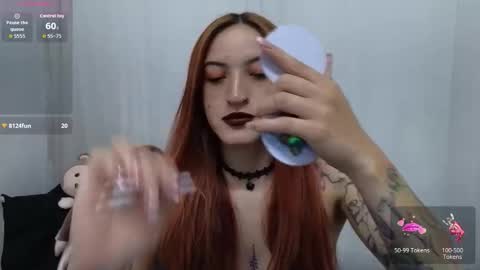 Snapshot of ninaa_fox chatting on November 20, 2025, 3:23 pm Ninaa fox online show from November 20, 2025, 3:23 pm