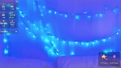 Snapshot of ninaa_fox chatting on January 15, 2026, 3:27 pm Ninaa fox online show from January 15, 2026, 3:27 pm