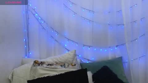 Snapshot of ninaa_fox chatting on March 14, 2026, 2:55 pm Ninaa fox online show from March 14, 2026, 2:55 pm