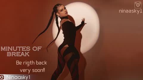 Snapshot of ninaa_sky chatting on December 17, 2024, 3:39 pm online show from December 17, 2024, 3:39 pm