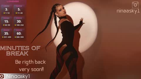 Snapshot of ninaa_sky chatting on December 24, 2024, 4:51 pm online show from December 24, 2024, 4:51 pm