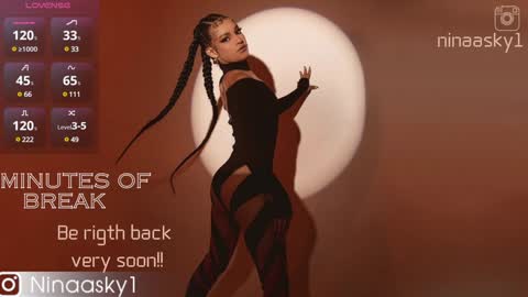 Snapshot of ninaa_sky chatting on January 7, 2025, 9:03 pm online show from January 7, 2025, 9:03 pm