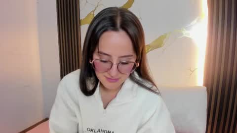 Snapshot of ninabryon1 chatting on June 9, 2026, 6:52 pm Nina online show from June 9, 2026, 6:52 pm