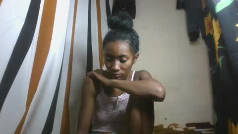 ninaeaa online show from November 27, 2025, 8:49 am