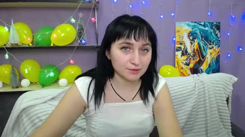 ninaflawlees online show from January 15, 2025, 2:27 am