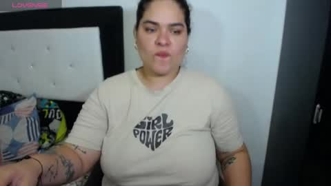 Snapshot of ninafuentes2x chatting on August 5, 2026, 3:53 am NinaFuentes online show from August 5, 2026, 3:53 am