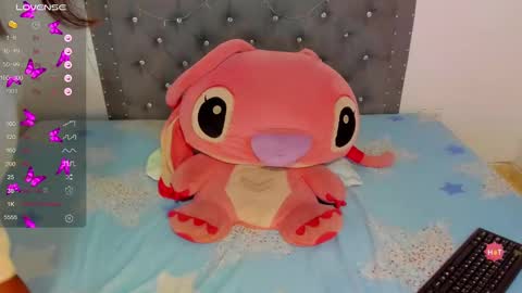 Snapshot of ninagrey03 chatting on December 21, 2024, 12:53 am Valentina online show from December 21, 2024, 12:53 am