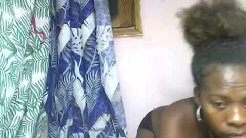 Snapshot of ninah9794 chatting on November 29, 2025, 8:12 pm Ninah9794 online show from November 29, 2025, 8:12 pm