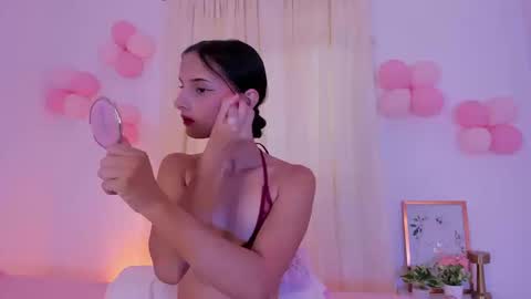 ninahtx online show from March 12, 2026, 8:59 pm