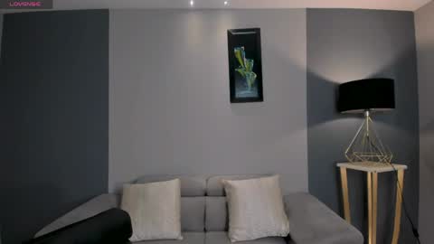 Snapshot of ninamichelle_ chatting on April 27, 2026, 6:28 pm Nina online show from April 27, 2026, 6:28 pm