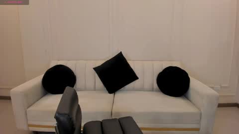 Snapshot of ninamichelle_ chatting on May 26, 2026, 4:58 pm Nina online show from May 26, 2026, 4:58 pm