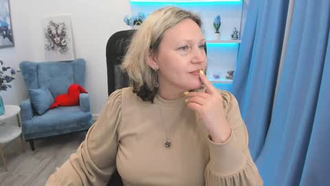ninastarle online show from May 31, 2026, 6:09 pm