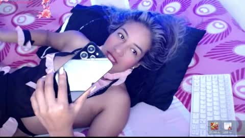 ninatinydoll1 online show from May 27, 2026, 1:08 pm