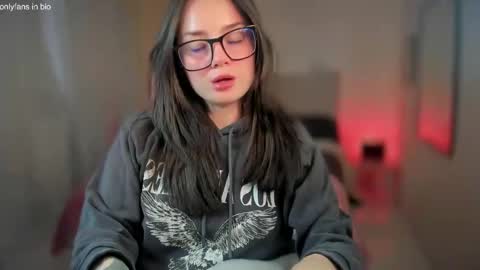 ninavolkov online show from February 18, 2025, 10:25 pm