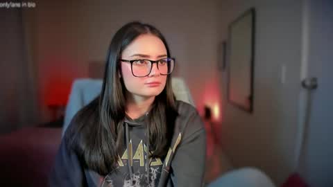 ninavolkov online show from March 9, 2025, 10:52 pm