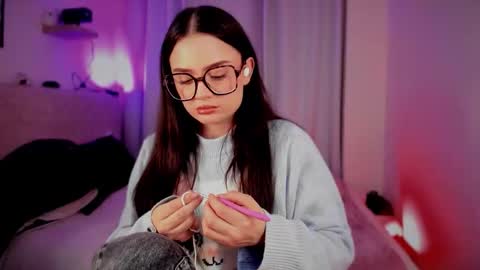 ninavolkov online show from October 16, 2025, 11:06 pm