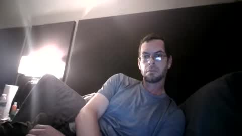 nineinchbronco online show from October 1, 2025, 10:32 am