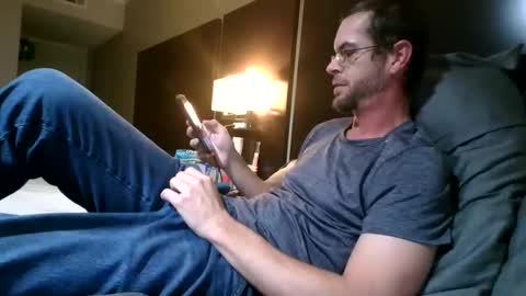 nineinchbronco online show from October 11, 2025, 12:15 pm