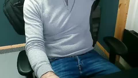 Nineinches online show from January 27, 2025, 10:06 am