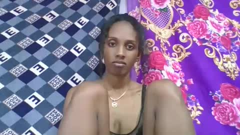 Snapshot of ninie246746 chatting on April 18, 2026, 7:51 pm ninie246746 online show from April 18, 2026, 7:51 pm