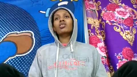 ninie246746 online show from June 9, 2026, 5:19 am